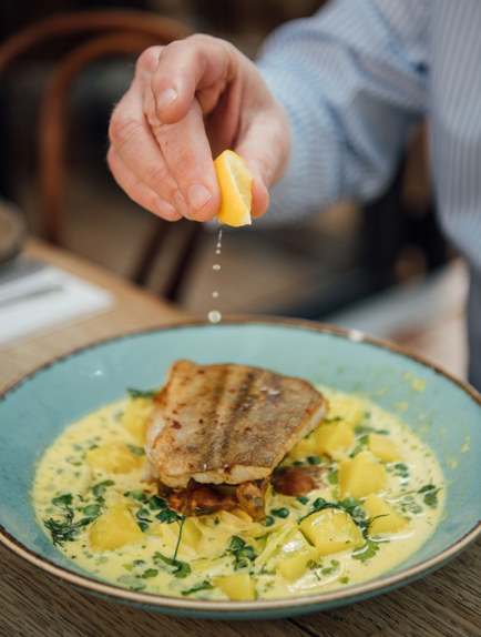 The Lytton Arms April 19, Beth 89