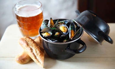 TJS Mussels & A Pint 111DW8A74791